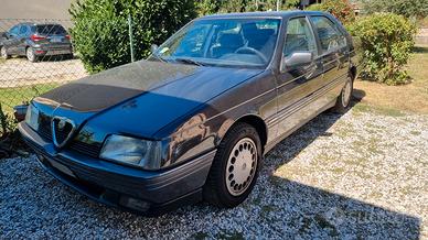 Alfa Romeo 164