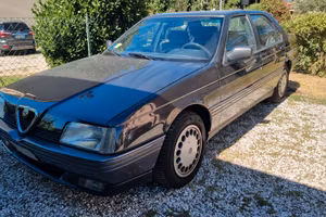 Alfa Romeo 164
