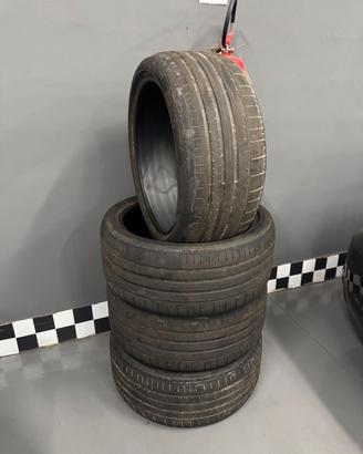 Set di 4 Pneumatici usati Pirelli P Zero 275/35 ZR
