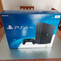 Console Ps4 Pro + Visore VR + 6 giochi