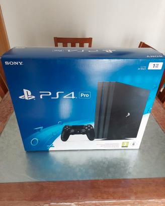 Console Ps4 Pro + Visore VR + 6 giochi