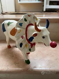 Mucca con palla collezione TomsCompany