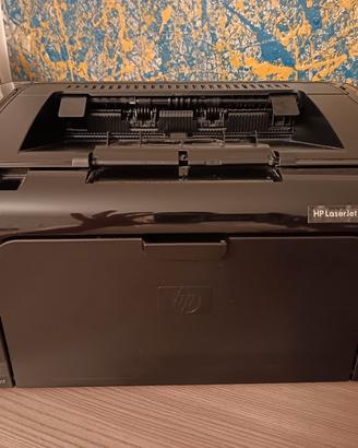 Stampante HP  P1102w danneggiata