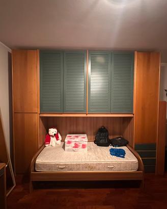 Armadio con letto a ponte