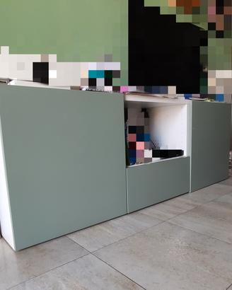 Mobile Tv Besta 180x40x64 con ante