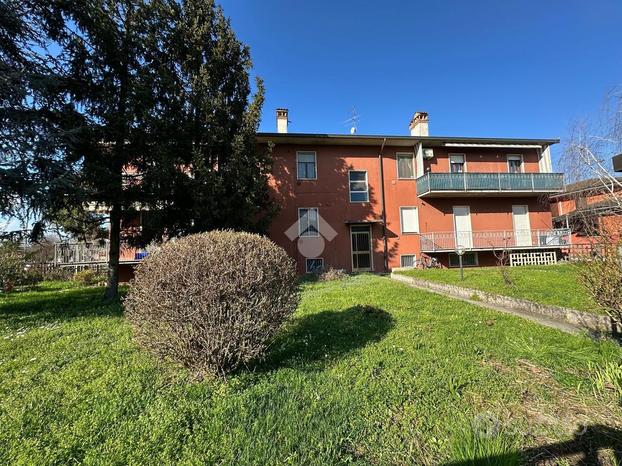 4 LOCALI A CASALETTO VAPRIO