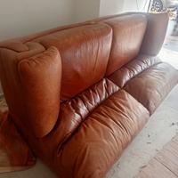 divano in pelle 