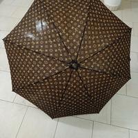 Antiquariato ombrello anni 70 di nota marca