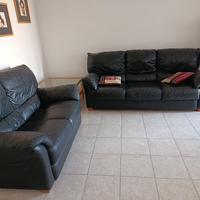 divani coppia pelle nera