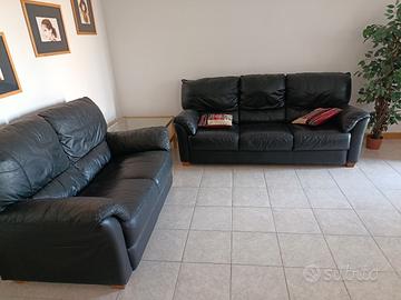 divani coppia pelle nera