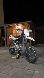 Husqvarna 125 SMR 4T