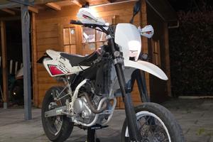 Husqvarna 125 SMR 4T