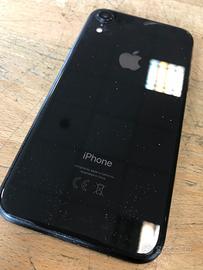 iPhone XR 128 GB perfetto.