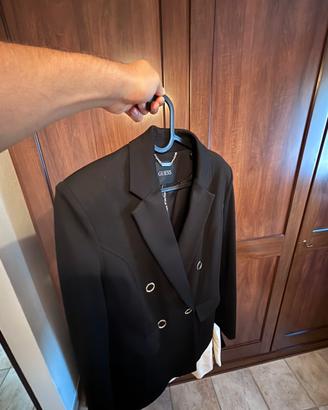 Splendido blazer Guess doppiopetto nero