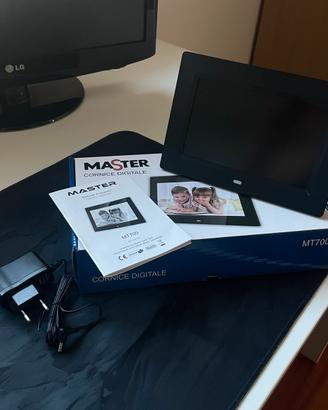 Cornice digitale Master MT700