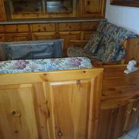 Salotto rustico per taverna