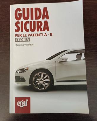 libro "guida sicura" per le patenti A-B