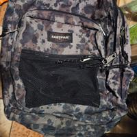 Zaini Eastpak