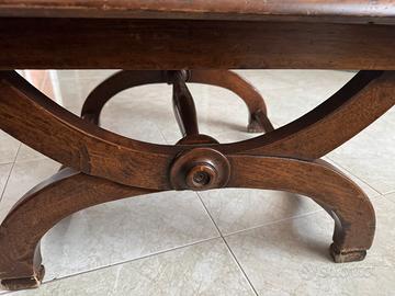 Tavolino in legno massello da ristrutturare