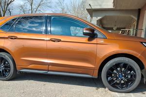 Ford edge st line 