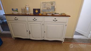 Mobile in noce massello