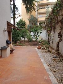 Appartamento Parco menghi 90 mq pou 150 di giardin