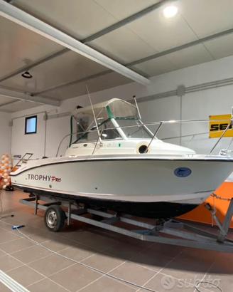 Bayliner trophy 1952wa  turbo disel 140 hp