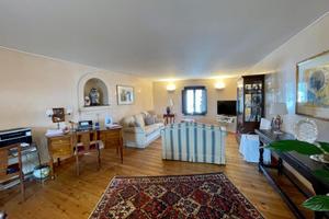 RAFFINATO E LUMINOSO APPARTAMENTO BICAMERE VIST...
