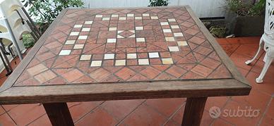 Tavolo artigianale