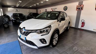 Renault Captur Blue dCi 115 CV EDC Intens