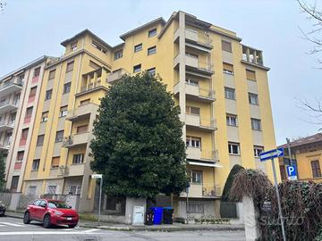 Appartamento di 146 m² con 5 locali a Parma