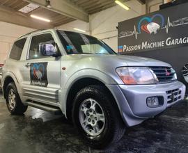 Mitsubishi Pajero GLS 3.2 4x4 AUTOMATICA G.traino