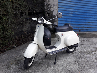 Vespa 50 da restaurare Vendita in Moto e scooter