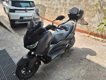 Yamaha X-Max 400