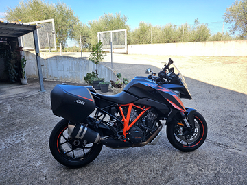KTM 1290 Super Duke GT - 2018