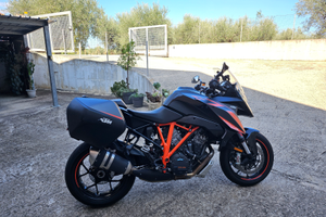 KTM 1290 Super Duke GT - 2018