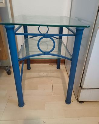 comodino blu
