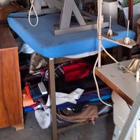 Tavolo da stiro industriale con aspirazione