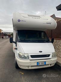 Camper mansardato rimor superbrig 678 portamoto