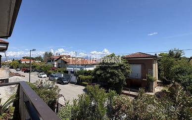 APPARTAMENTO IN CENTRO A TORRE DEL LAGO