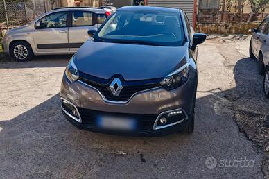 Renault Captur I 1.5 dCi 90 CV – Anno 2017 – Unico