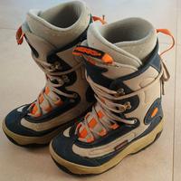 Scarponi snowboard nr 36