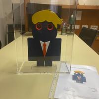 Scultura raffigurante Donald Trump