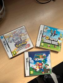 Nintendo DSi XL Limited Edition + Giochi
