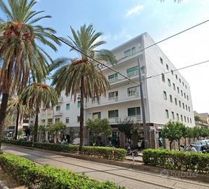 Viale San Martino, ampia metratura in centro