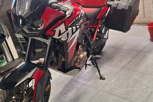 Honda Africa Twin 1100 2022 cambio Manuale