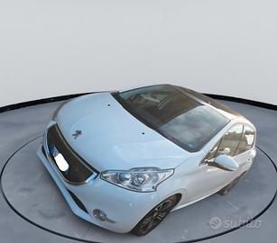 peugeot 208 1.4 hdi 