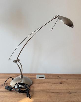 Lampada in metallo da scrivania Perenz