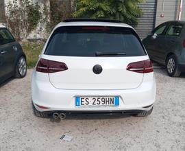 VOLKSWAGEN e-Golf - 2014