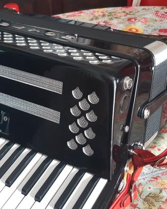 solton     fisa 120 bassi più Amplific  e midi